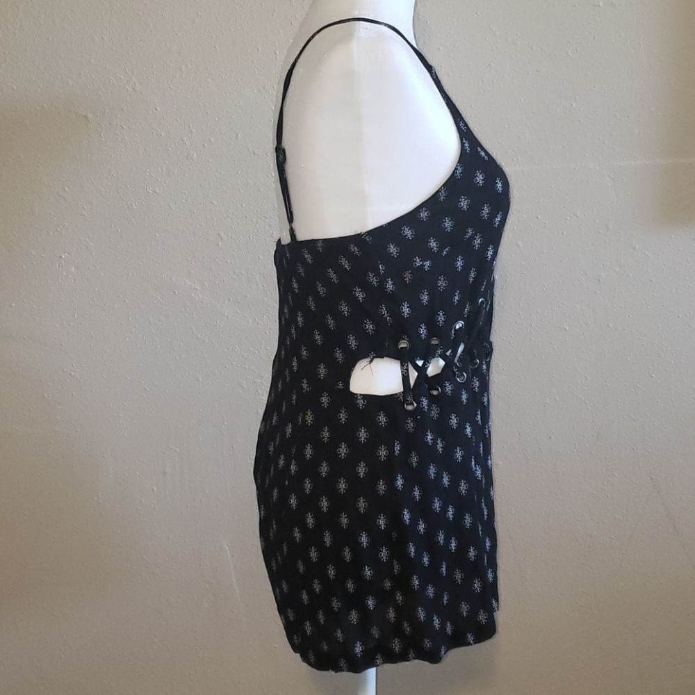 LF Native Rose Romper - Picture 3 of 6
